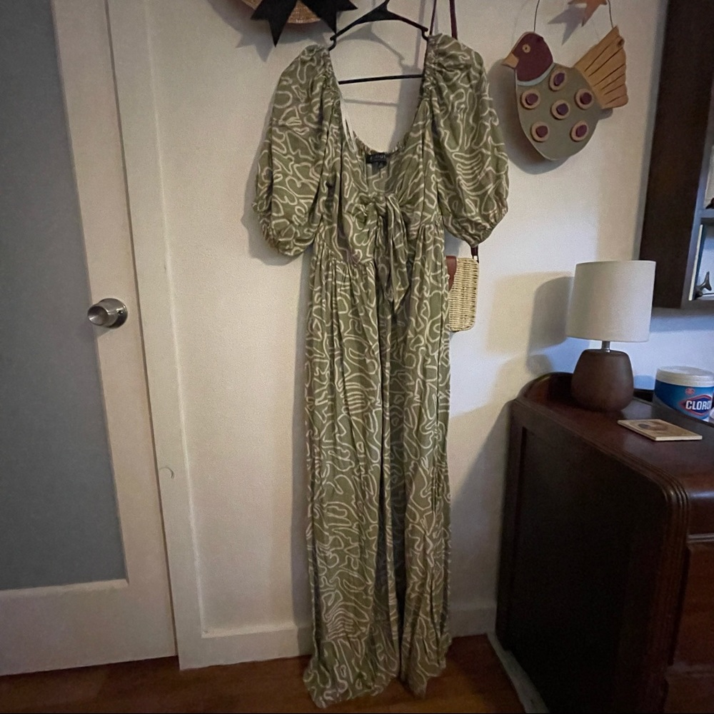 Women’s Plus Size Eloquii Maxi Dress in Size 14